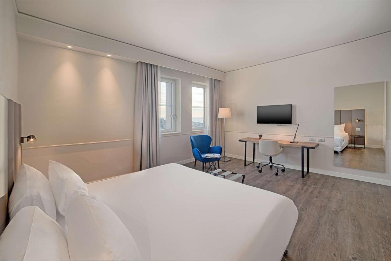 Nh Panorama Hotel Neapel